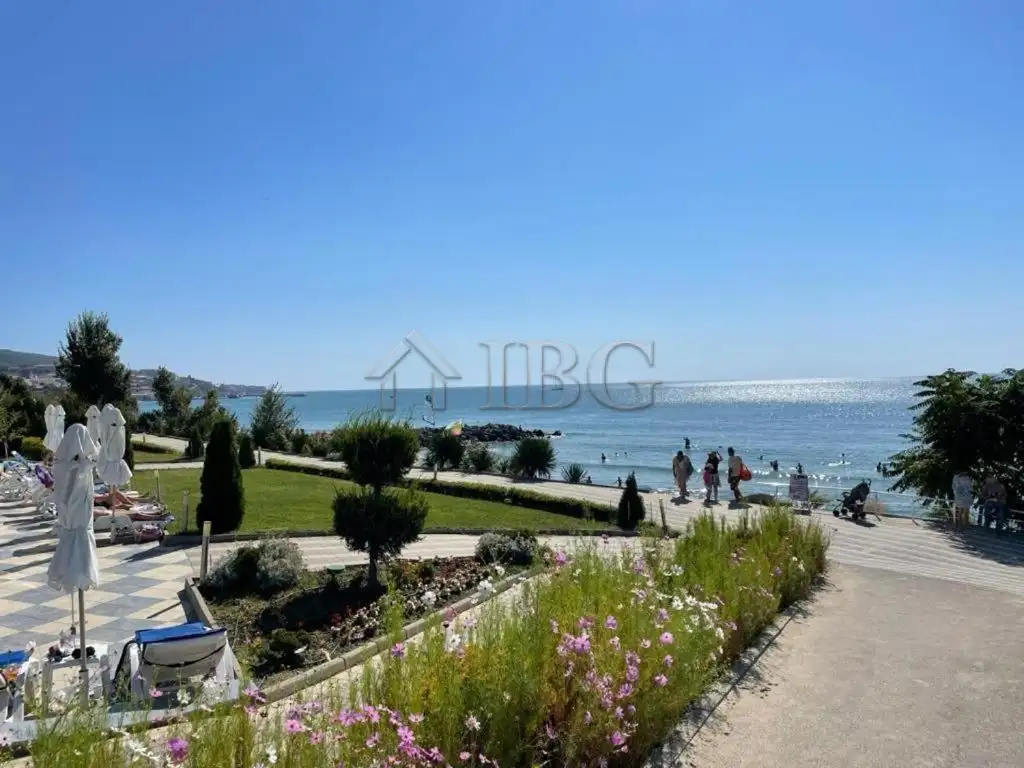 Flat 58m² in Bulgaria, Sveti Vlas. Priced at 100000€ rent photo-2