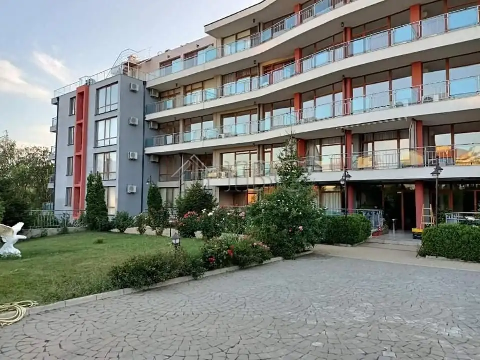 Flat 58m² in Bulgaria, Sveti Vlas. Priced at 100000€ rent photo-3
