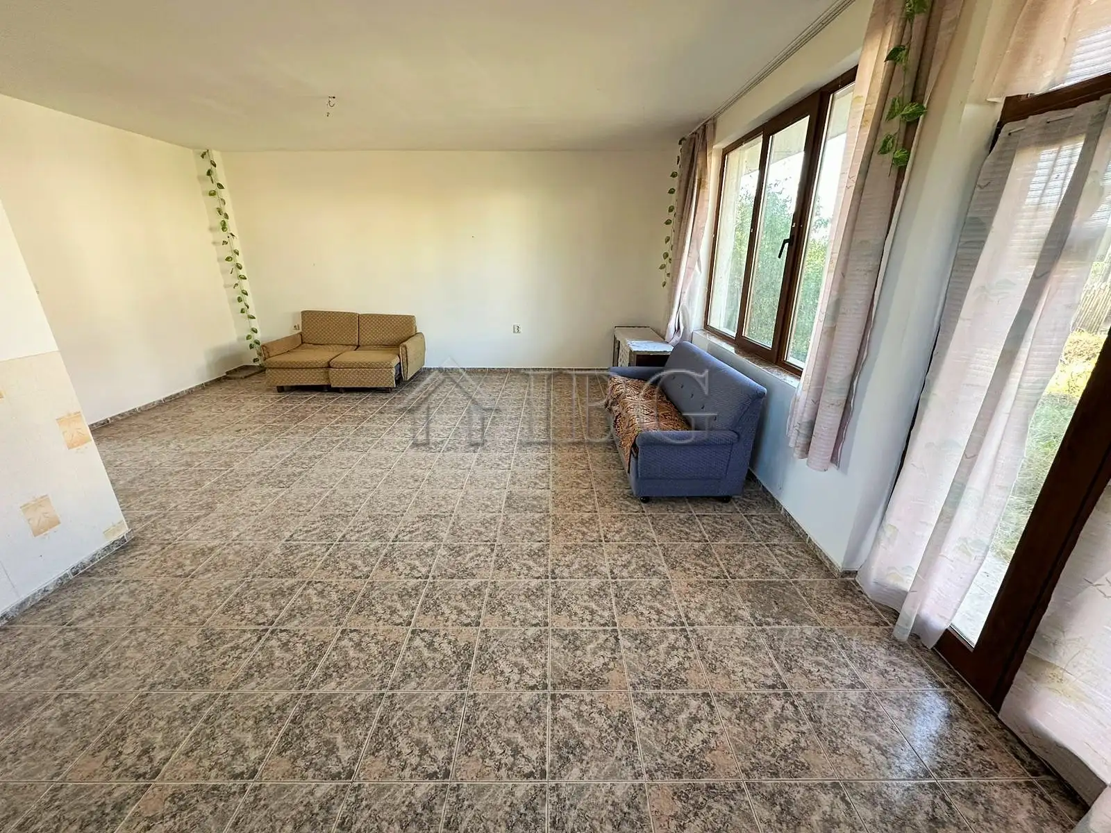 House 132m² in Bulgaria, Poroy. Priced at 72000€ rent photo-6