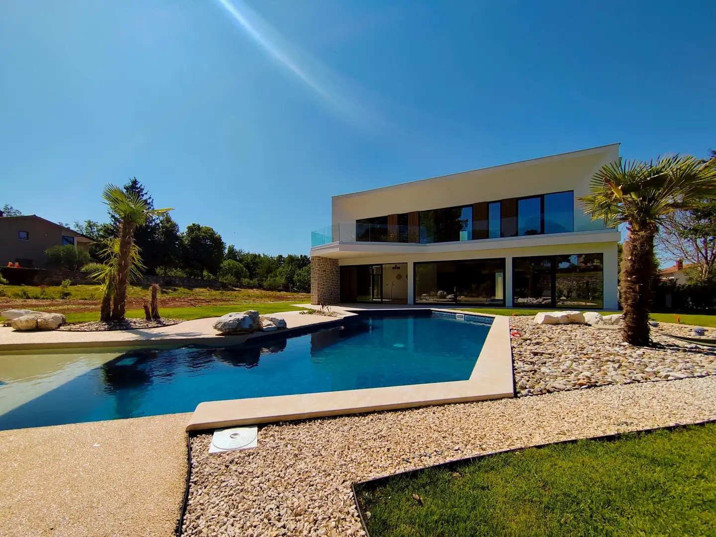 Villa 220m² in Croatia, Tinjan. Priced at 1170000€ rent photo-2