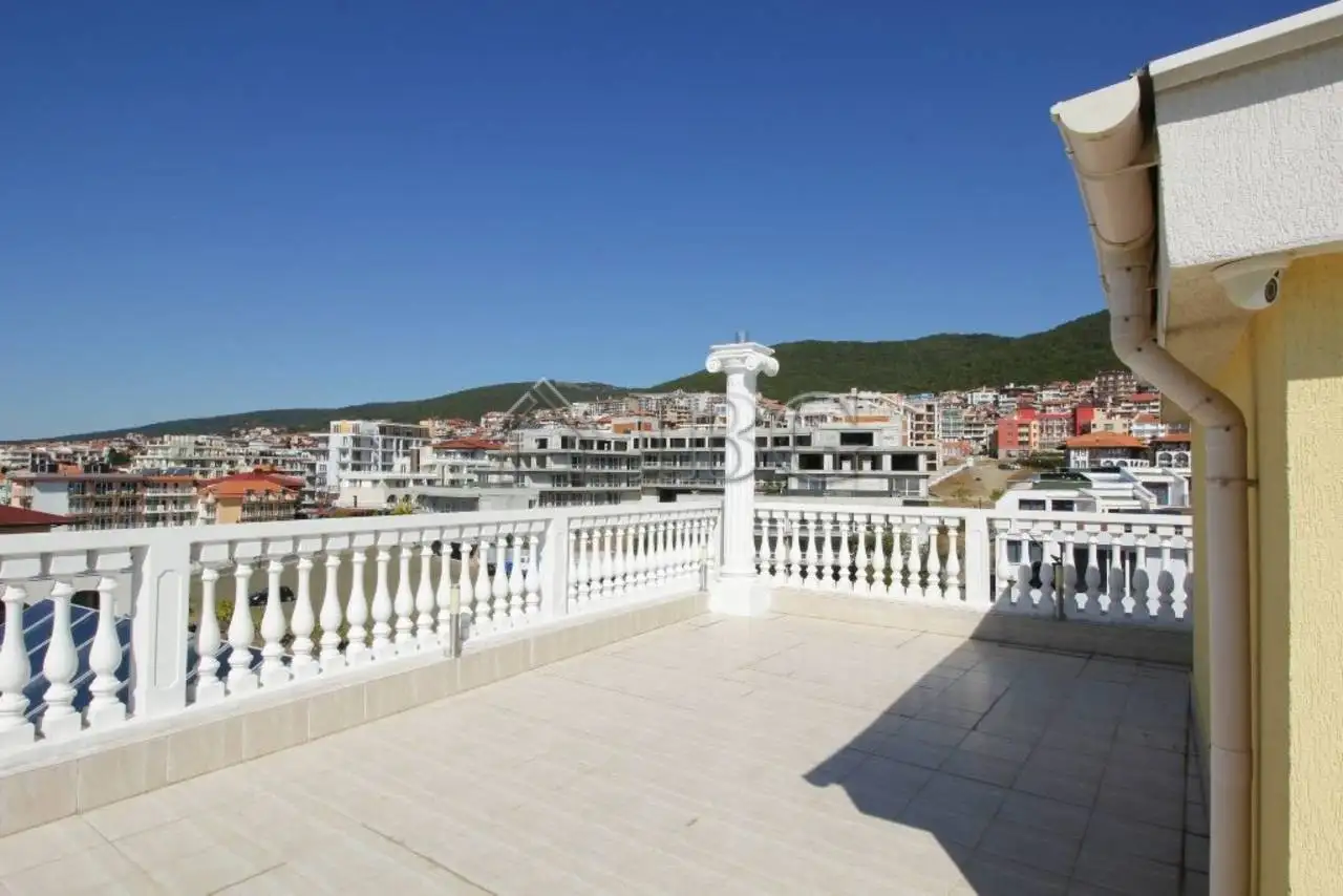 Flat 204m² in Bulgaria, Sveti Vlas. Priced at 325000€ rent photo-4