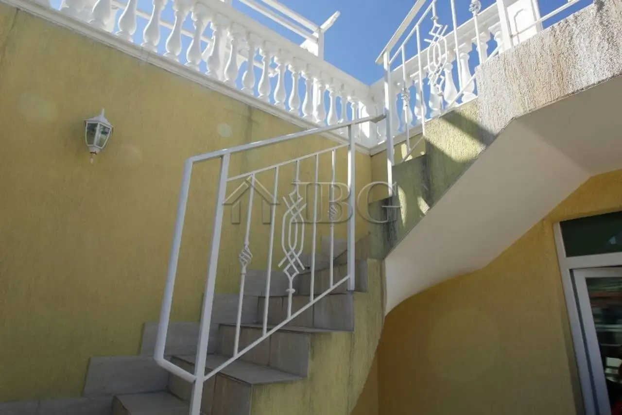 Flat 204m² in Bulgaria, Sveti Vlas. Priced at 325000€ rent photo-15