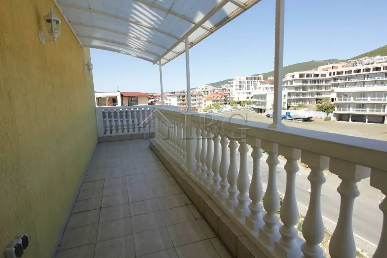 Flat 204m² in Bulgaria, Sveti Vlas. Priced at 325000€ rent photo-16