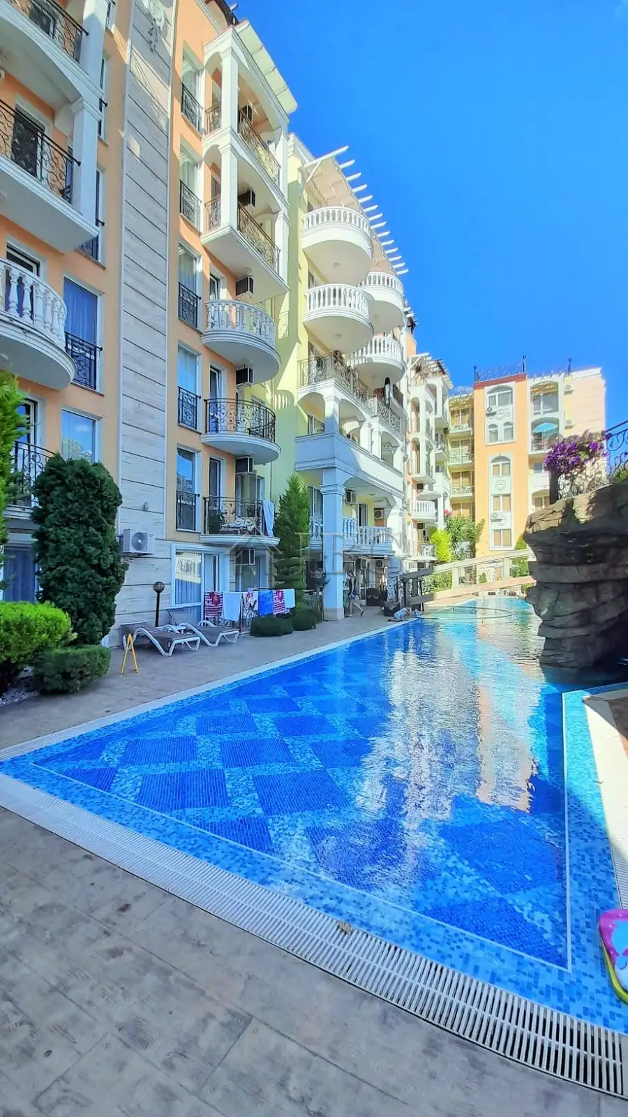 Flat 99m² in Bulgaria, Sunny Beach. Priced at 155000€ rent photo-1