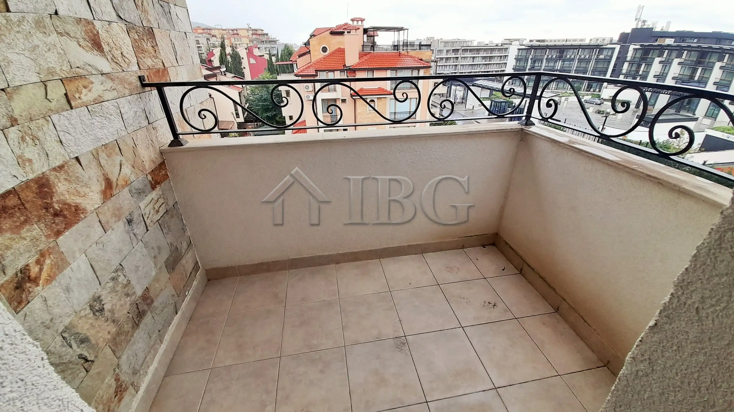 Flat 206m² in Bulgaria, Sveti Vlas. Priced at 316000€ rent photo-12