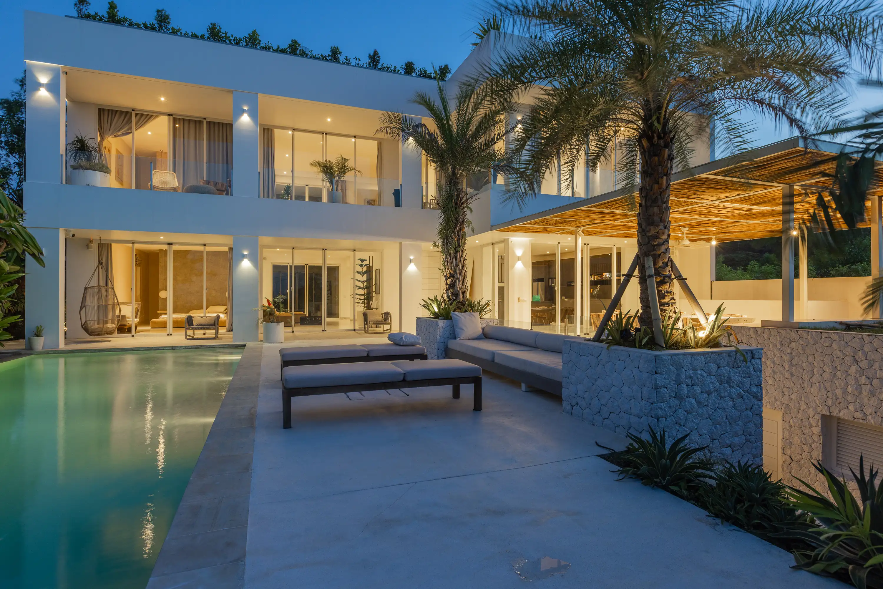 Villa 716m² in Indonesia, Bukit. Priced at 943000$ rent photo-3