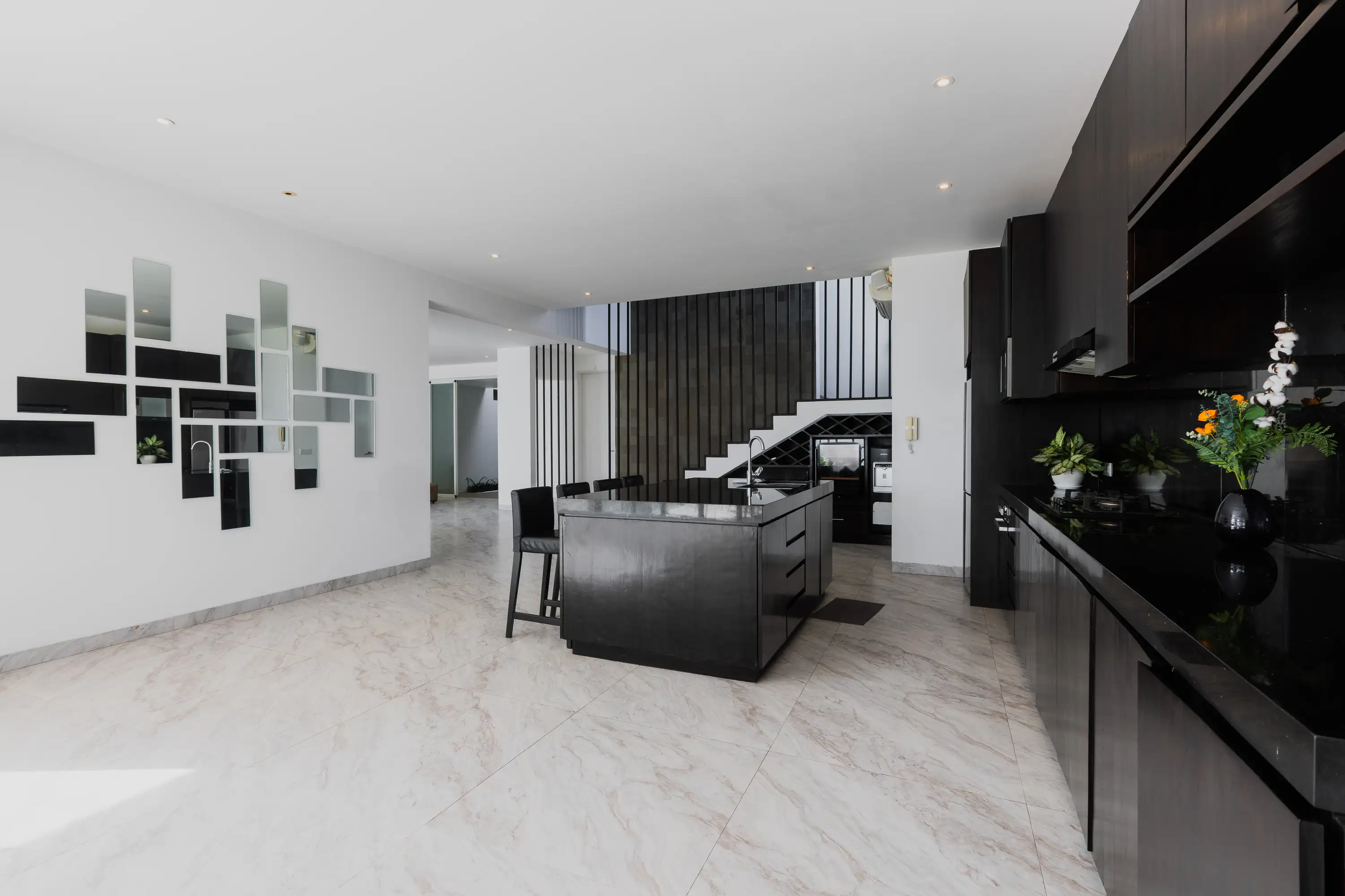 Villa 716m² in Indonesia, Bukit. Priced at 943000$ rent photo-15