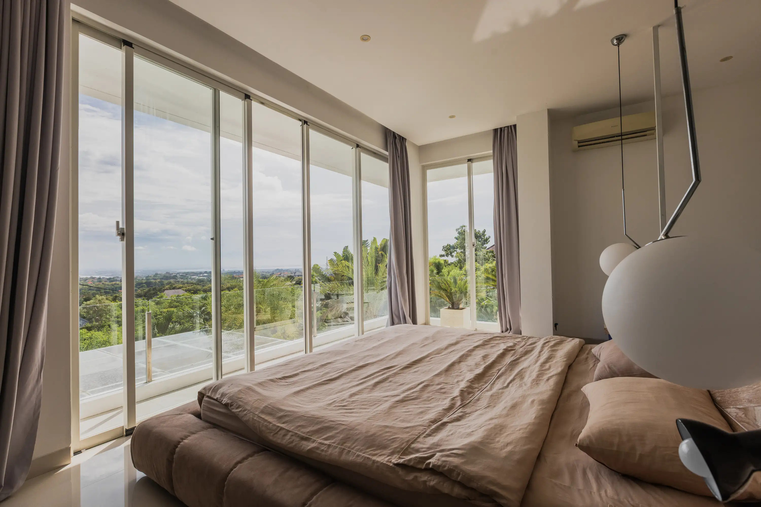Villa 716m² in Indonesia, Bukit. Priced at 943000$ rent photo-18