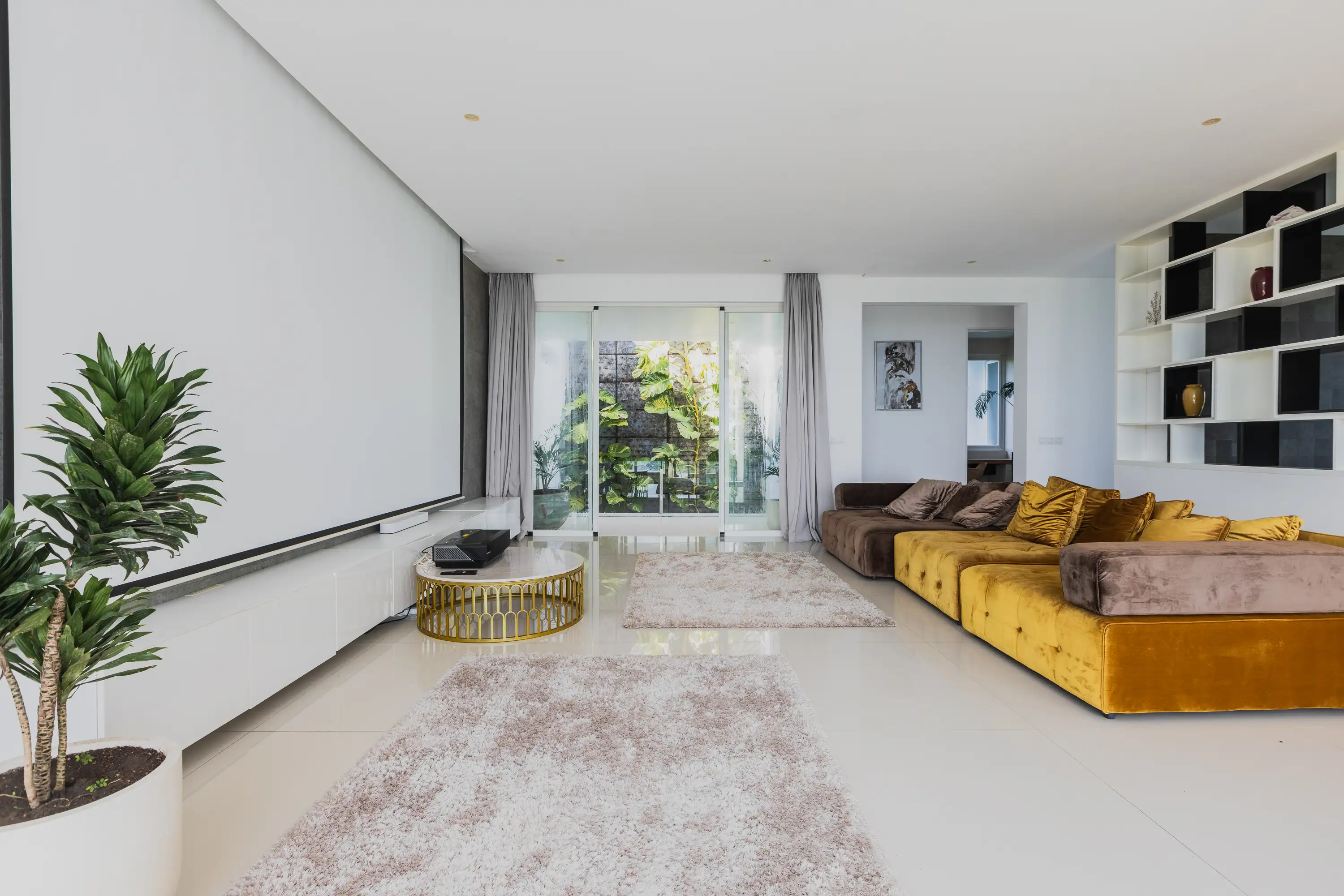 Villa 716m² in Indonesia, Bukit. Priced at 943000$ rent photo-19