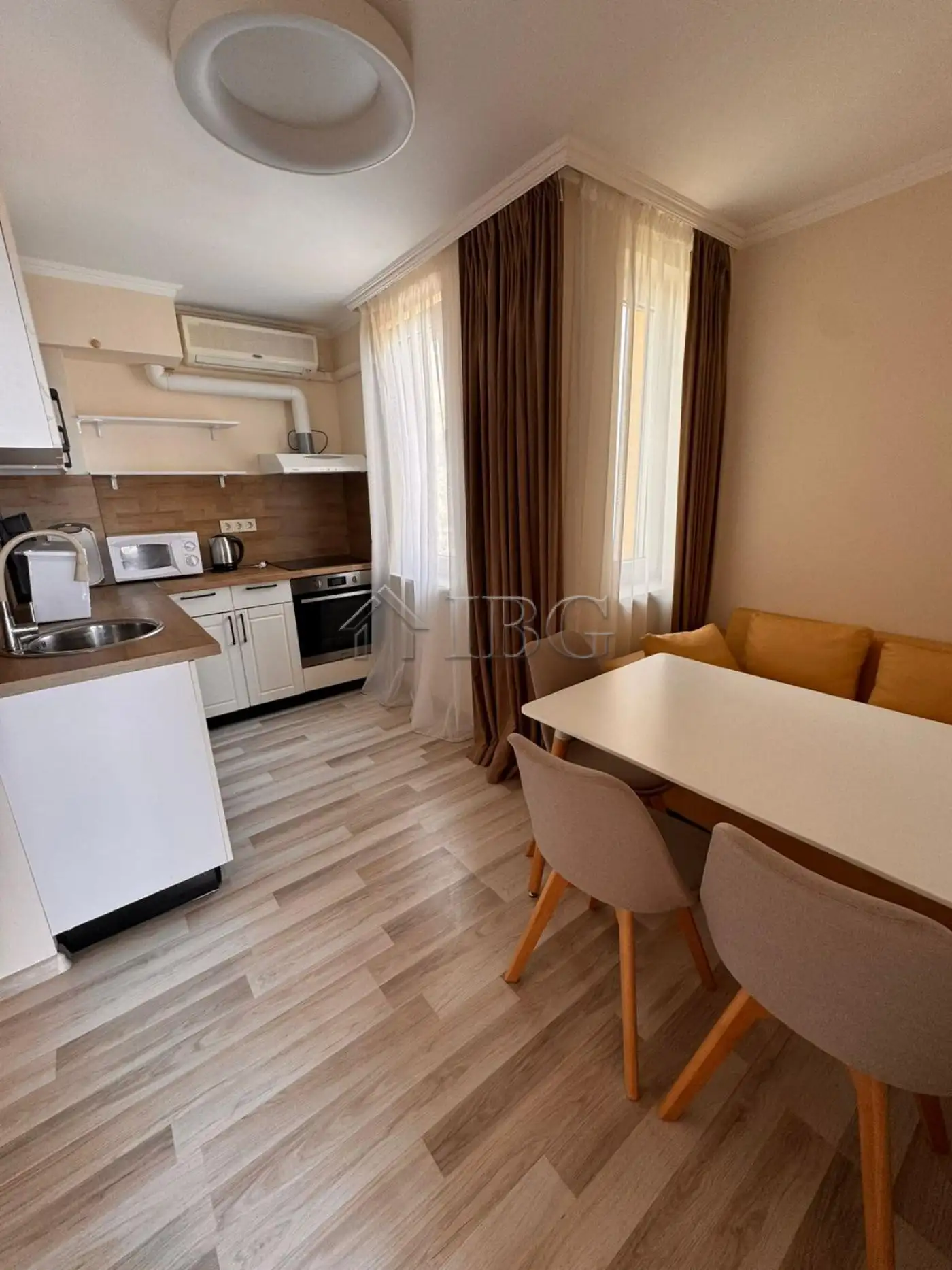 Flat 72m² in Bulgaria, Sveti Vlas. Priced at 98000€ rent photo-5