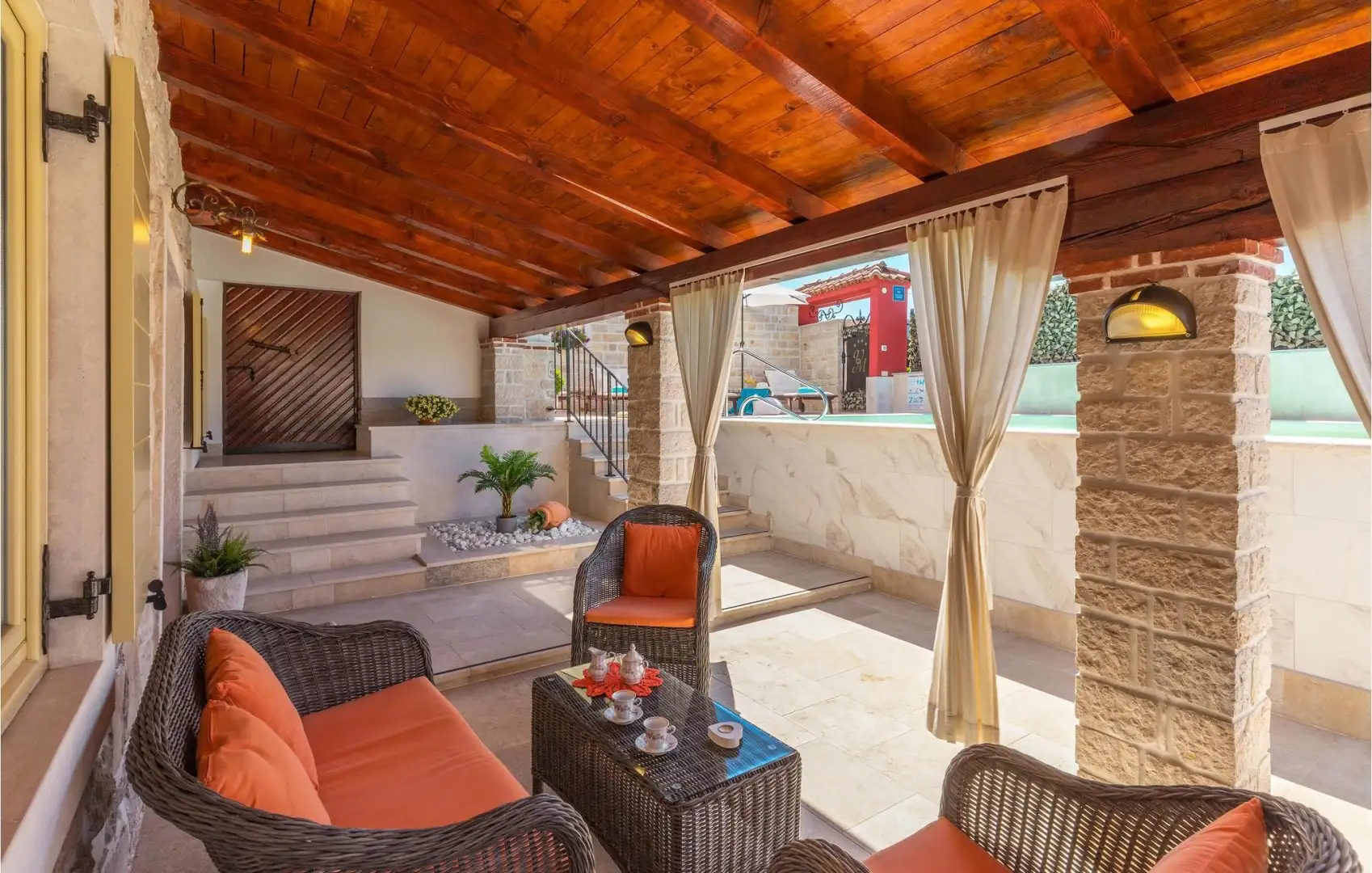 Hotels 597m² in Croatia, Buje. Priced at 790000€ rent photo-7