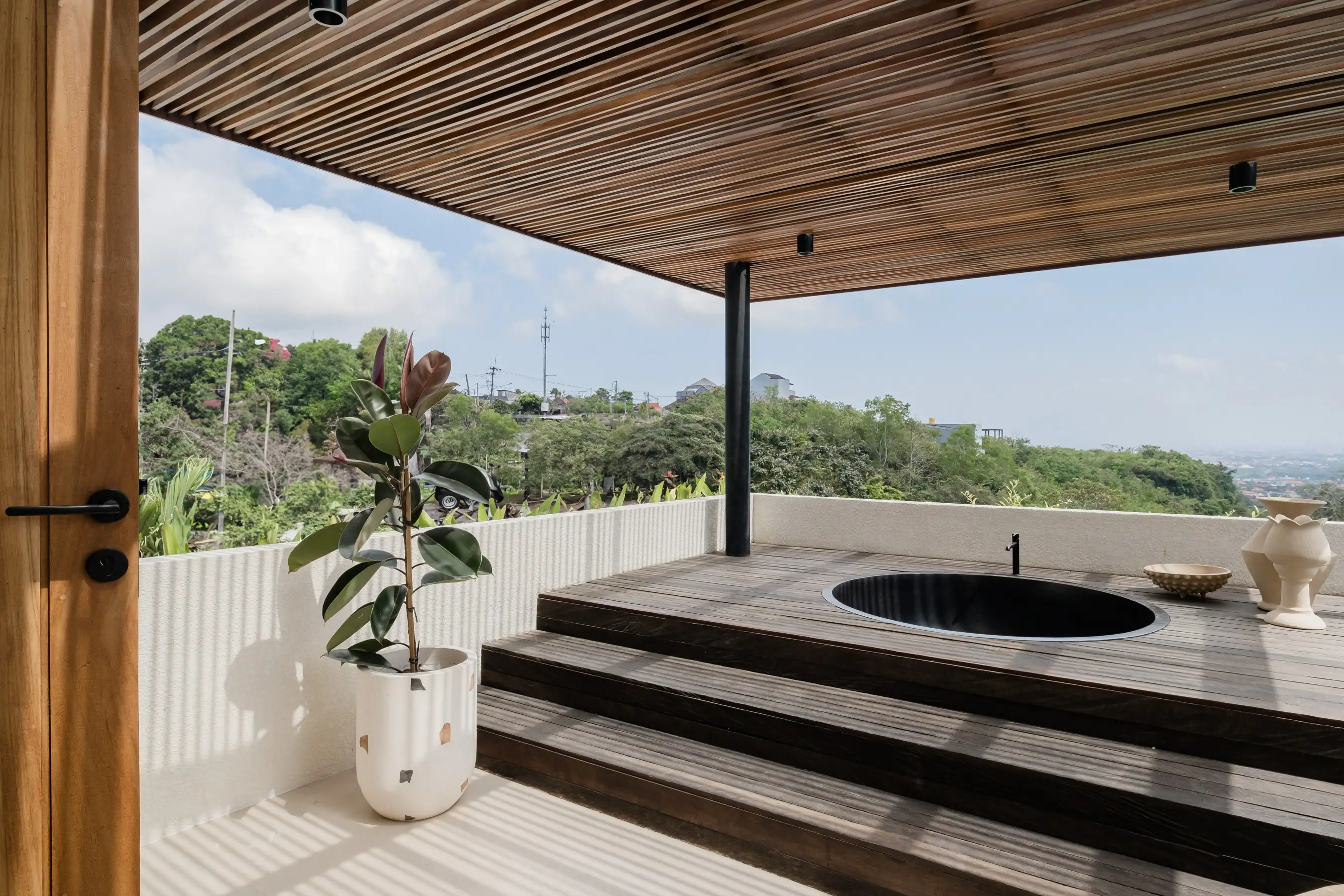 Villa 174m² in Indonesia, Bukit. Priced at 394000$ rent photo-16