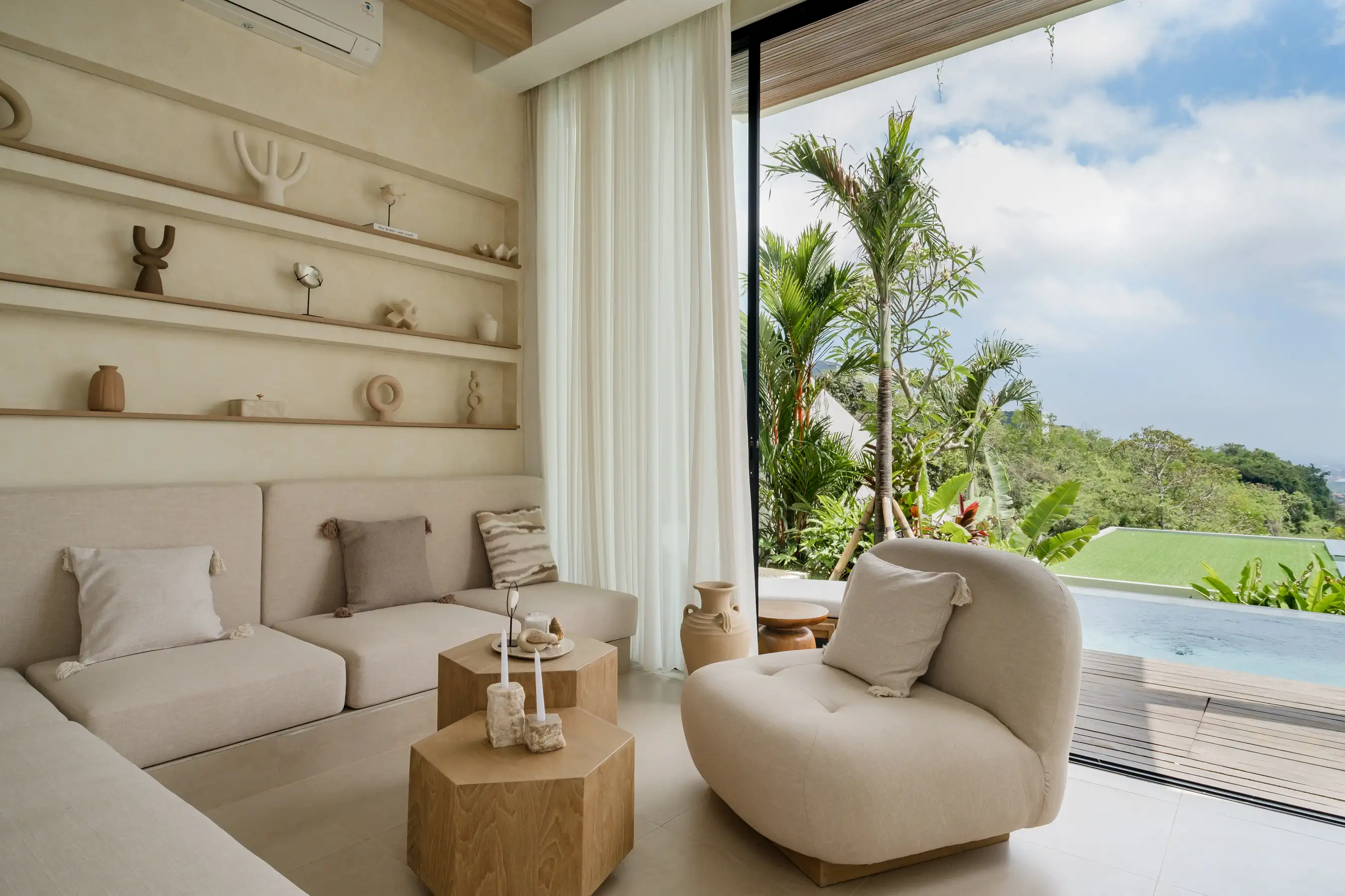 Villa 174m² in Indonesia, Bukit. Priced at 394000$ rent photo-22