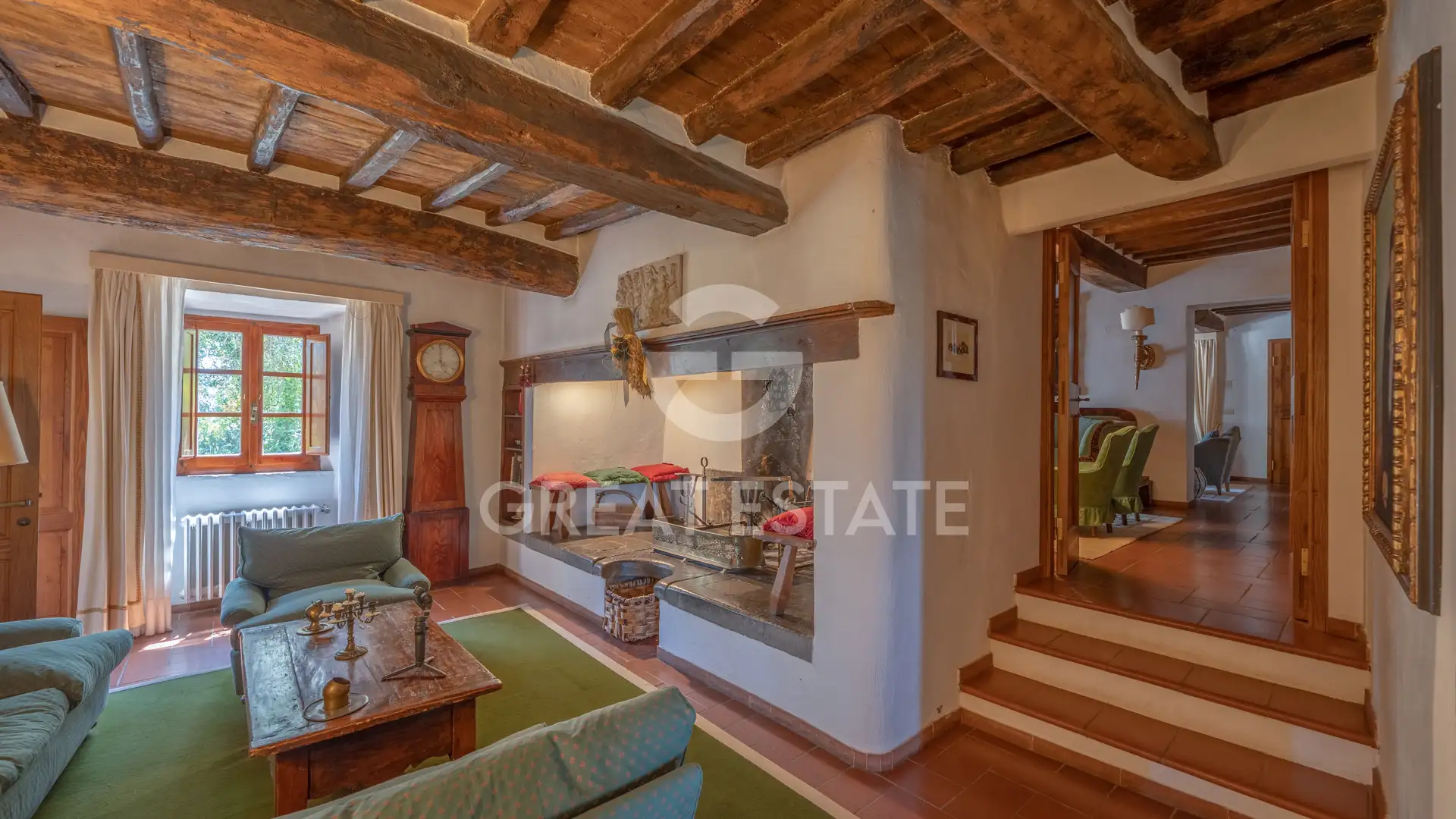 House 1418m² in Italy, Siena. Priced at 2950000€ rent photo-15