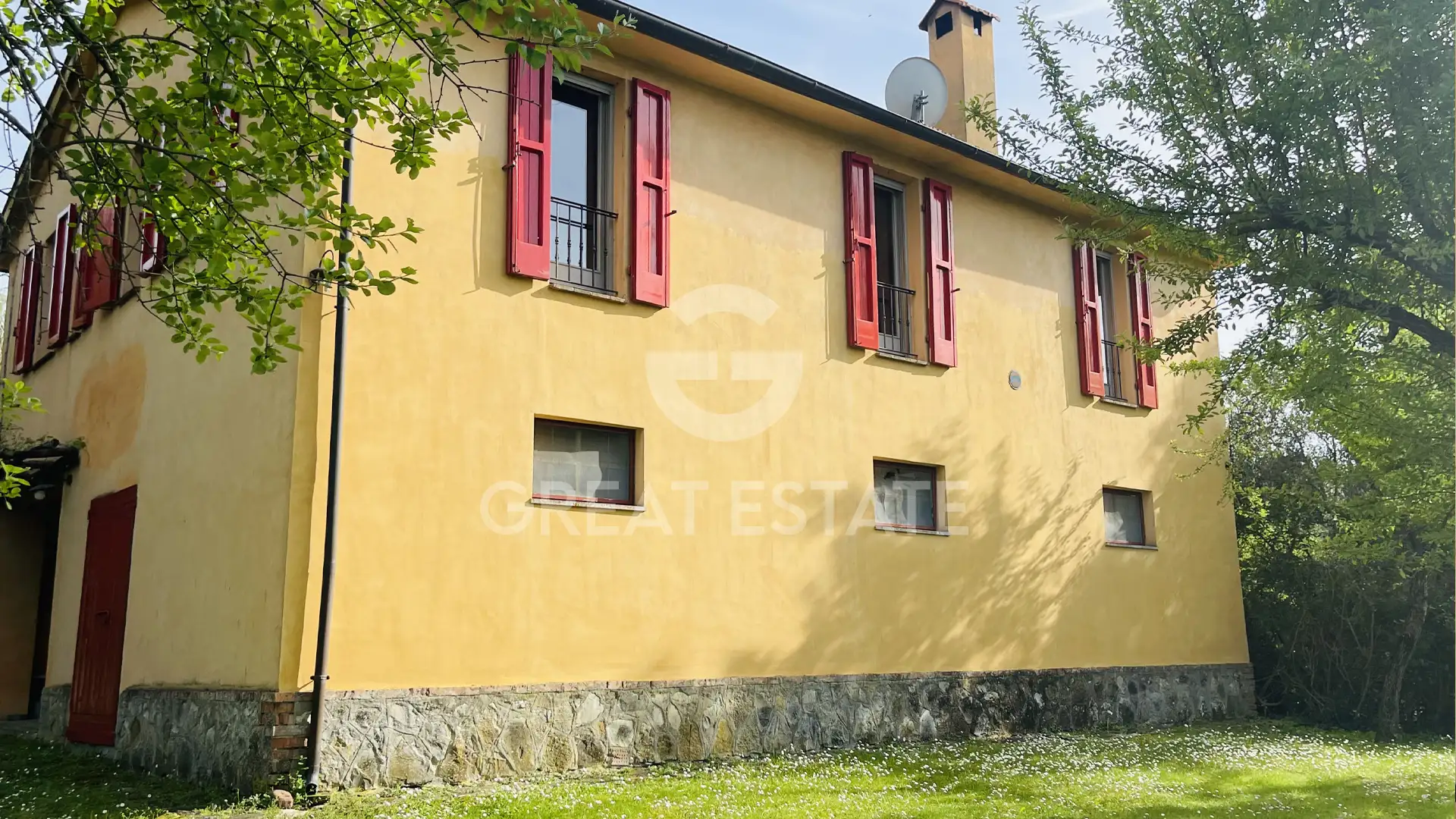 House 297m² in Italy, Grosseto. Priced at 800000€ rent photo-4