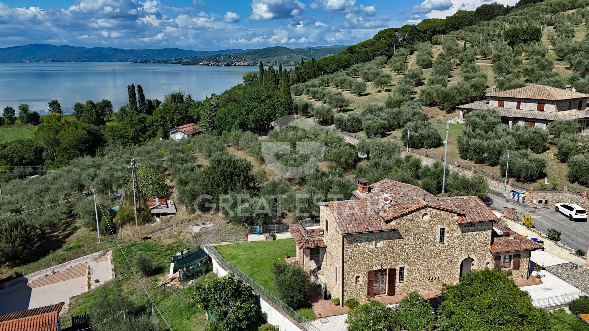 House 263m² in Italy, Perugia. Priced at 590000€ rent photo-3