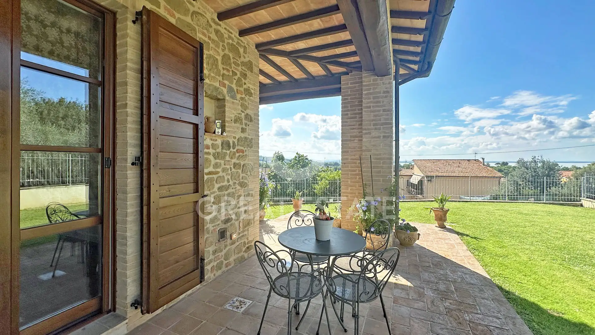 House 263m² in Italy, Perugia. Priced at 590000€ rent photo-11