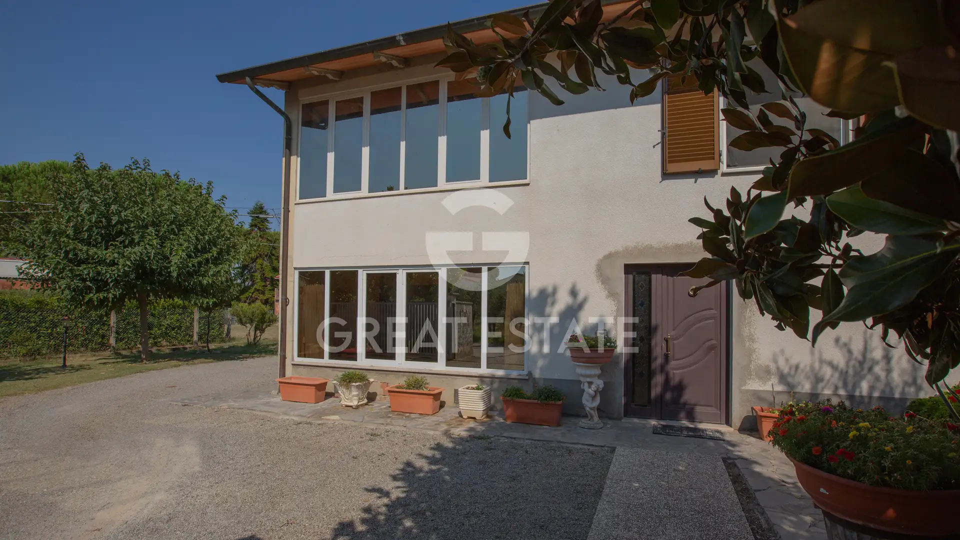 Villa 520m² in Italy, Perugia. Priced at 220000€ rent photo-8