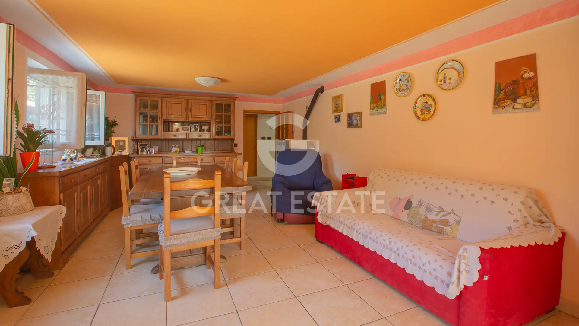 Villa 520m² in Italy, Perugia. Priced at 220000€ rent photo-11