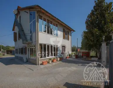 Buy in Italy for 220000€