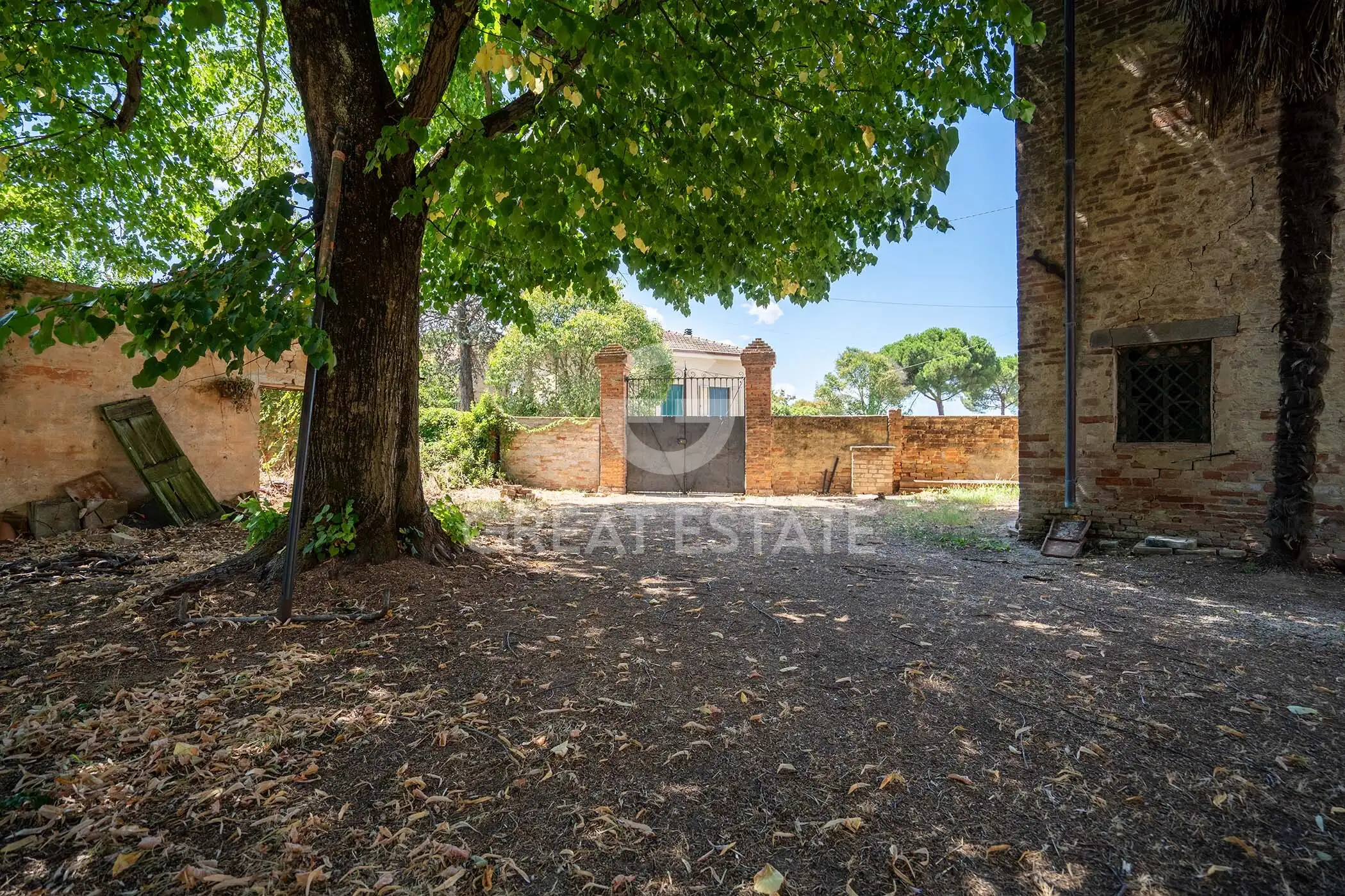 House 567m² in Italy, Perugia. Priced at 520000€ rent photo-7