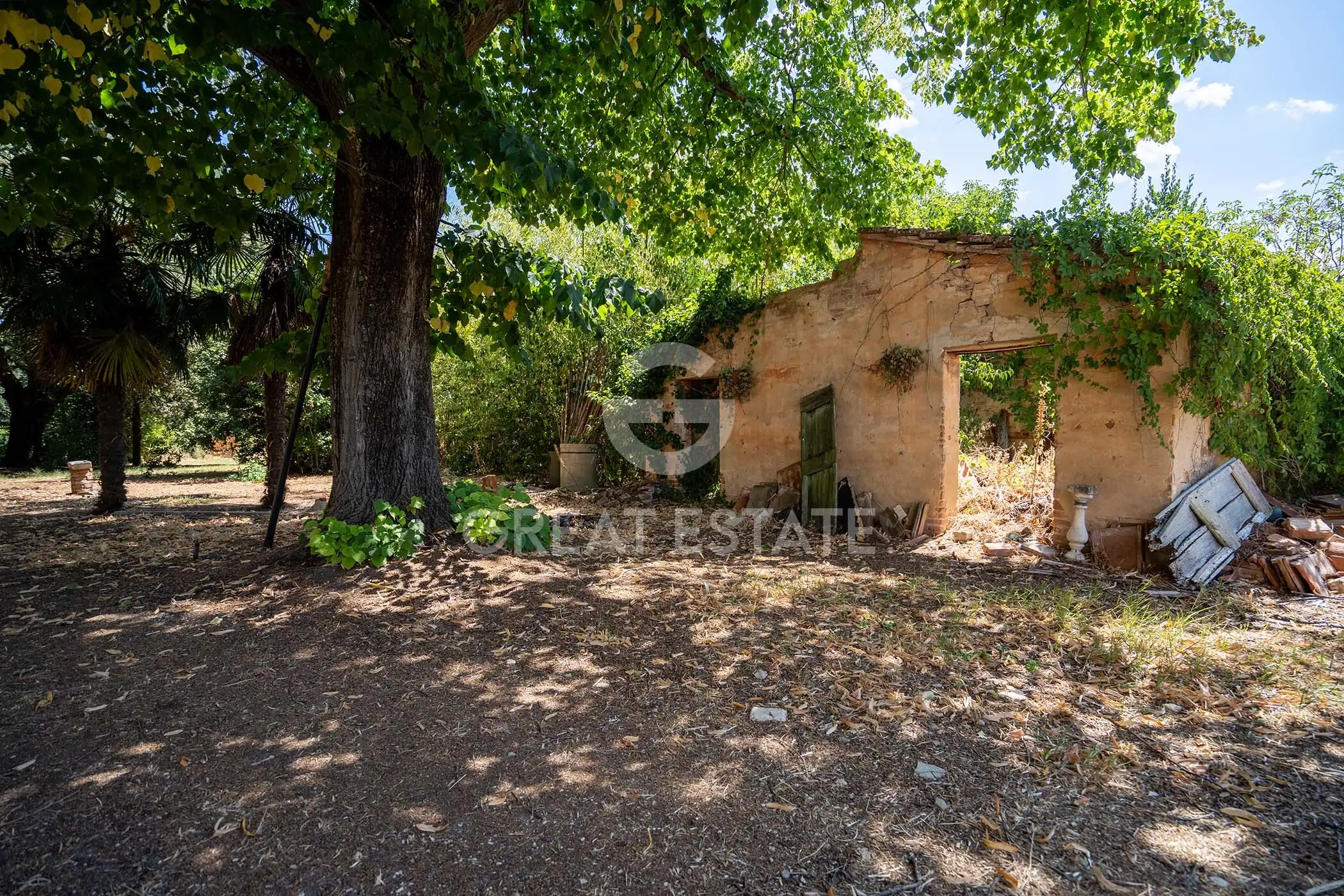 House 567m² in Italy, Perugia. Priced at 520000€ rent photo-9
