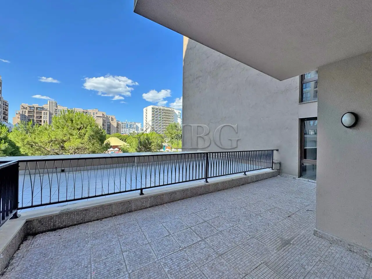 Flat 89m² in Bulgaria, Sunny Beach. Priced at 99999€ rent photo-3