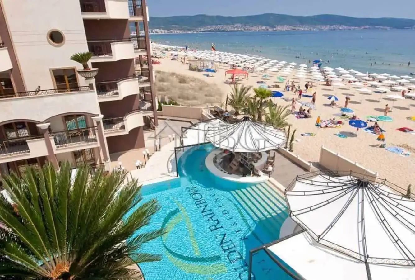 Flat 110m² in Bulgaria, Sunny Beach. Priced at 249990€ rent photo-2