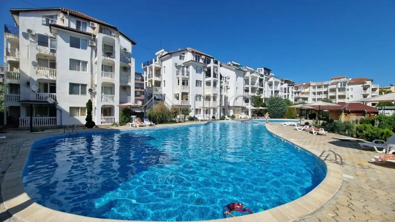 Flat 54m² in Bulgaria, Sunny Beach. Priced at 56000€ rent photo-1