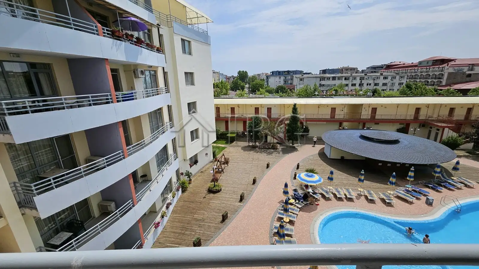 Flat 72m² in Bulgaria, Burgas. Priced at 77000€ rent photo-4