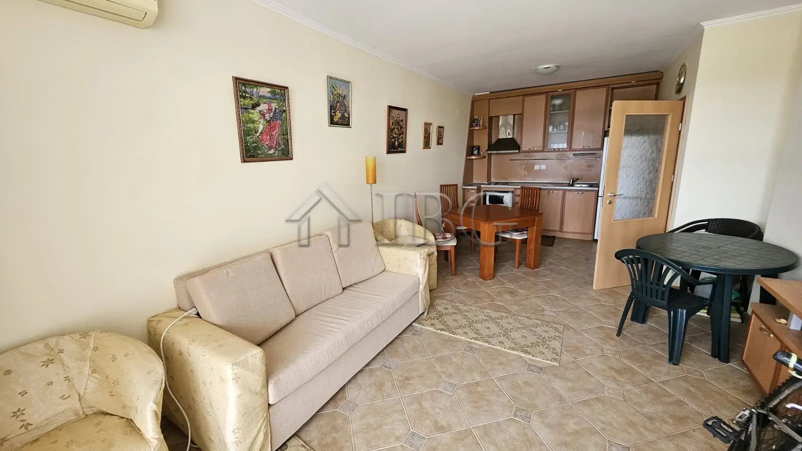 Flat 72m² in Bulgaria, Burgas. Priced at 77000€ rent photo-5