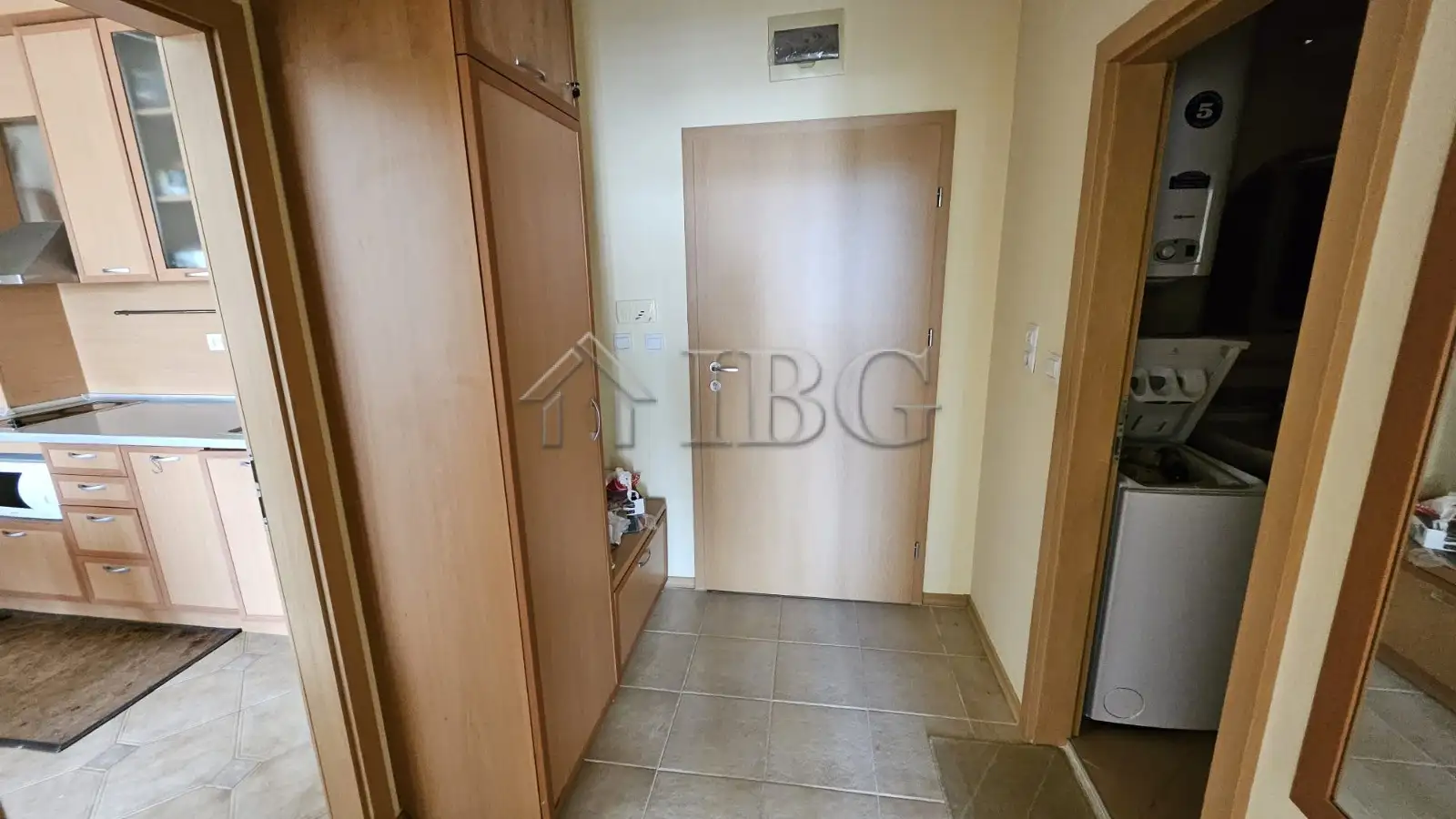 Flat 72m² in Bulgaria, Burgas. Priced at 77000€ rent photo-14
