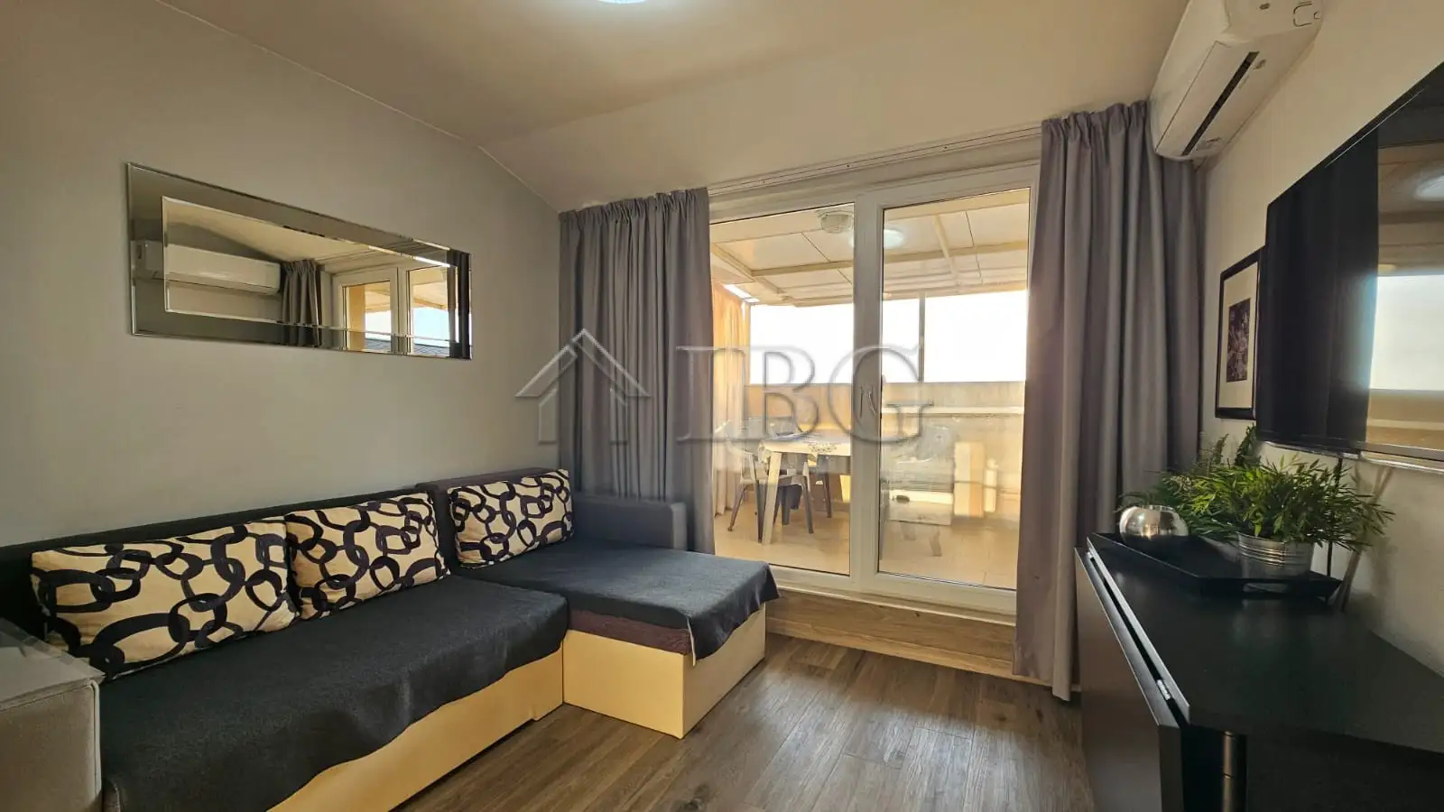 Flat 49m² in Bulgaria, Sunny Beach. Priced at 77000€ rent photo-3