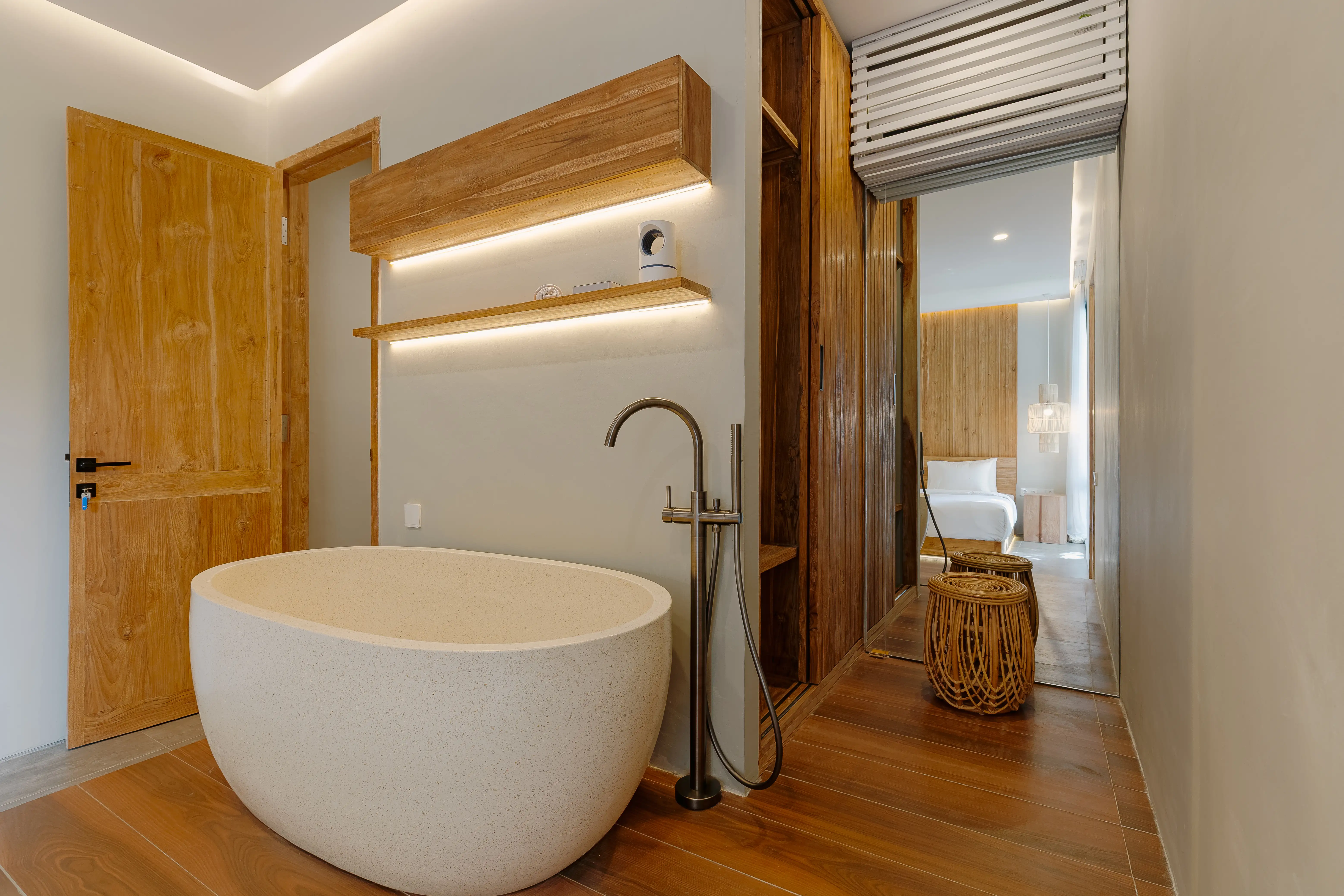 Villa 83m² in Indonesia, Bukit. Priced at 300000$ rent photo-4