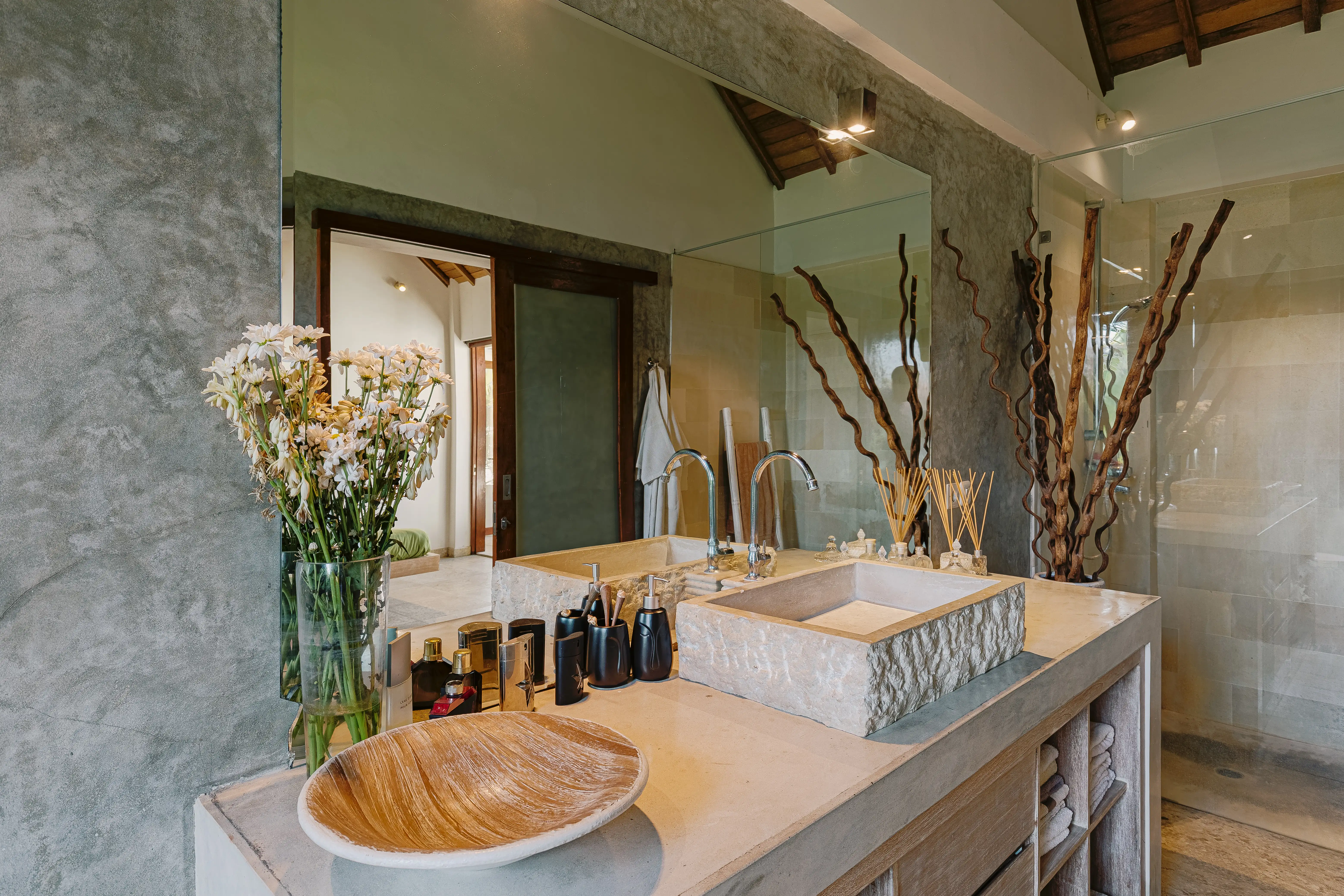 Villa 300m² in Indonesia, Canggu. Priced at 380000$ rent photo-9