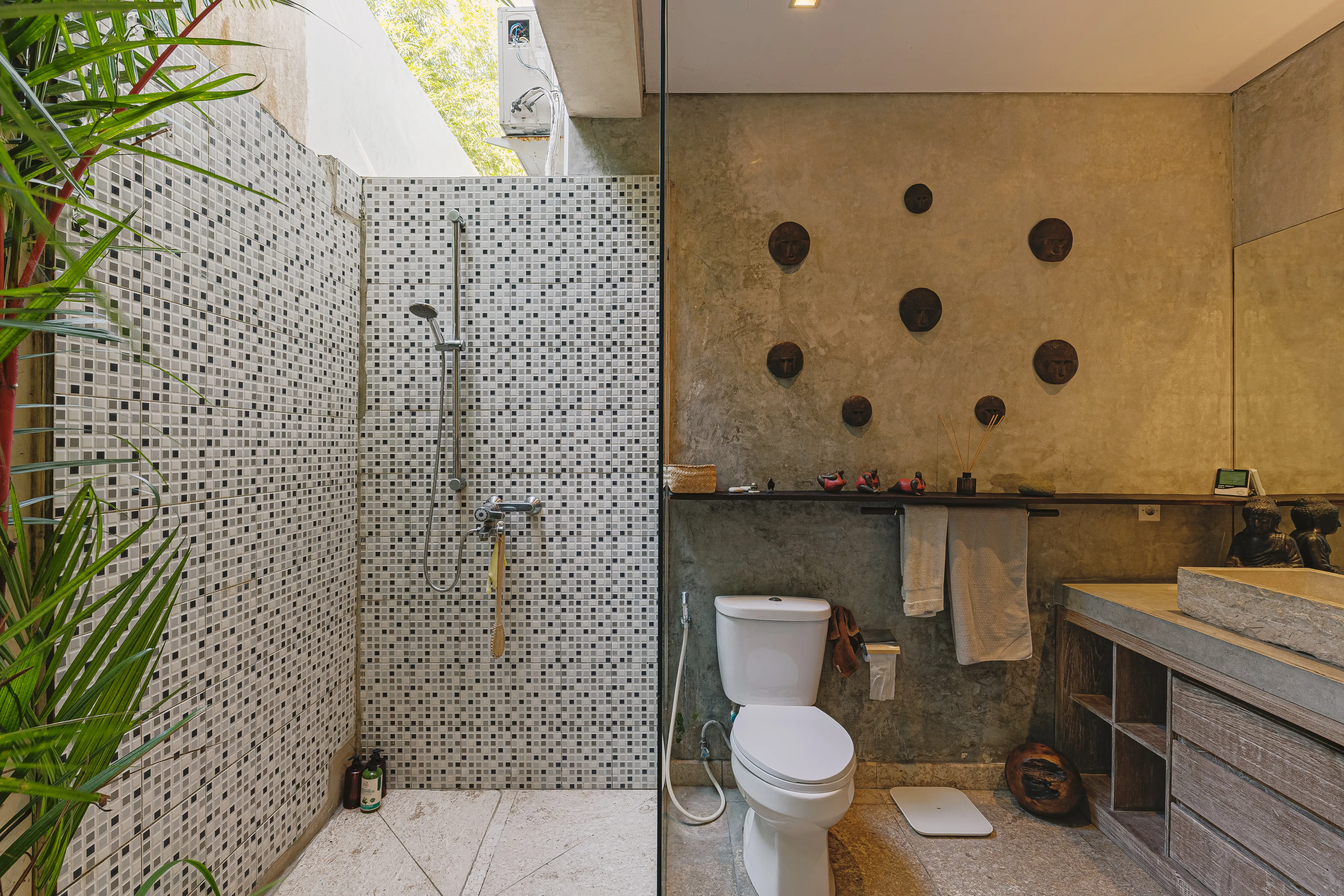 Villa 300m² in Indonesia, Canggu. Priced at 380000$ rent photo-15