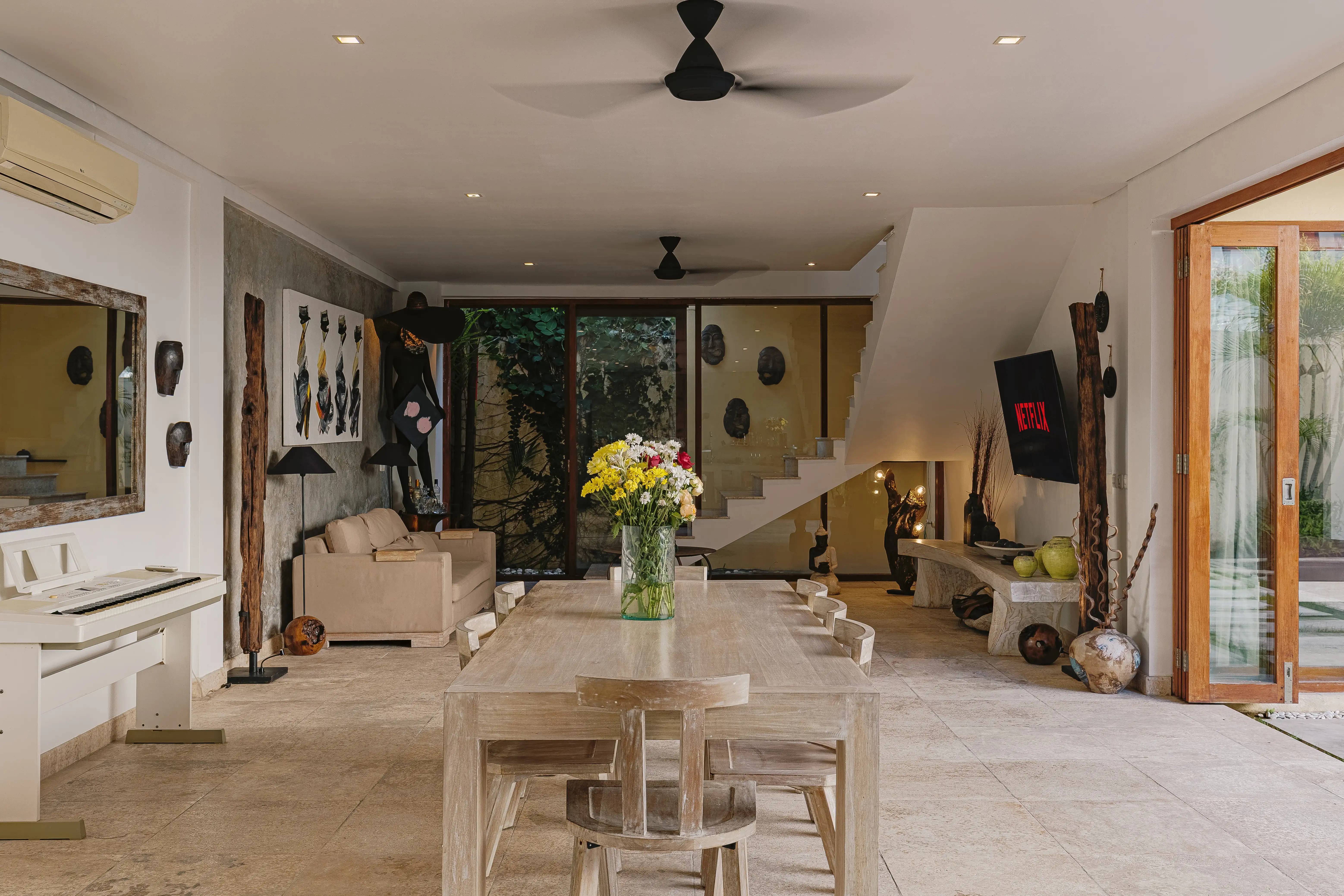 Villa 300m² in Indonesia, Canggu. Priced at 380000$ rent photo-25