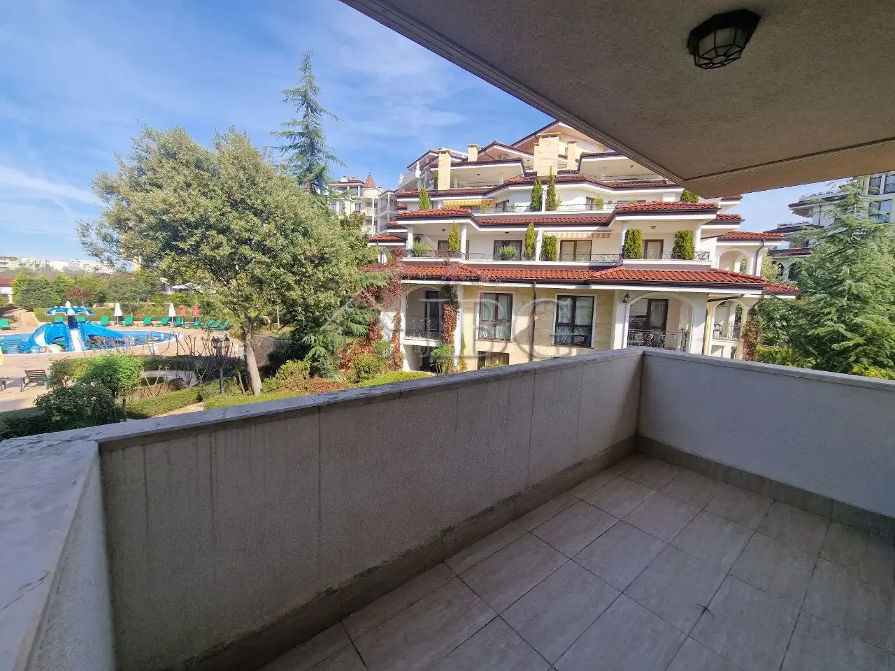Flat 135m² in Bulgaria, Nessebar. Priced at 245000€ rent photo-9