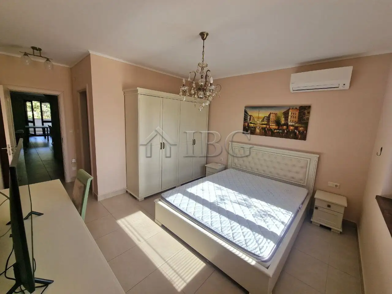 Flat 135m² in Bulgaria, Nessebar. Priced at 245000€ rent photo-16