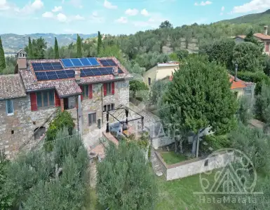 Buy in Italy for 920000€