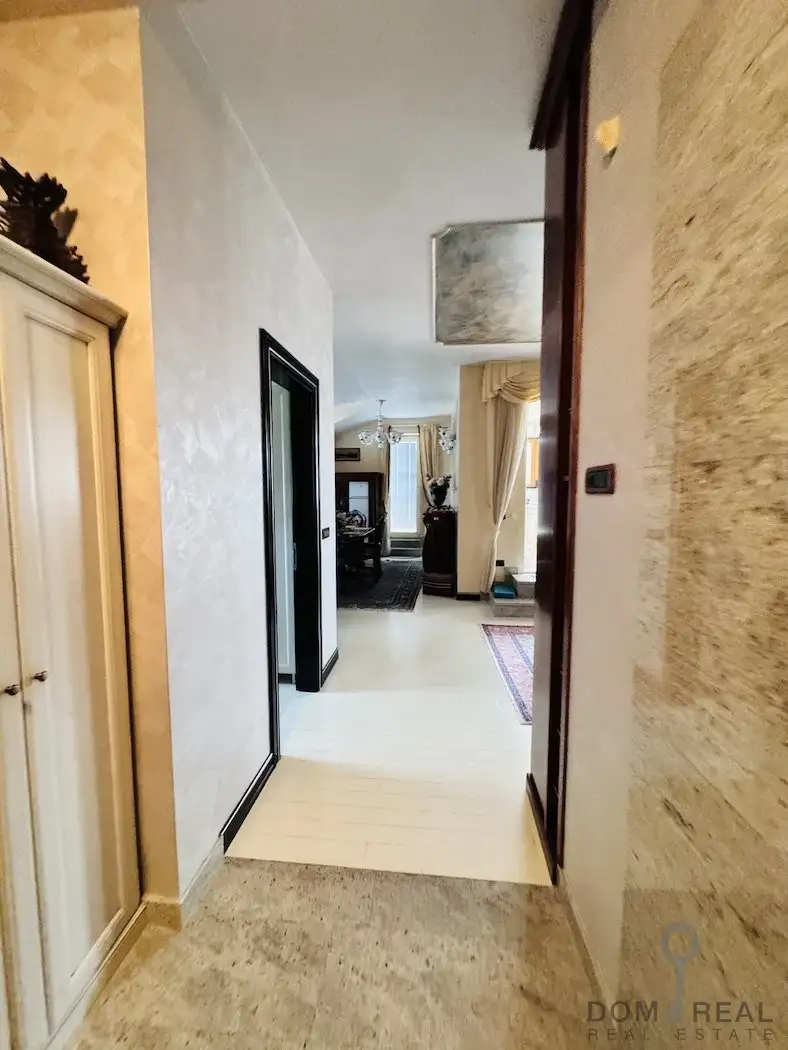 Flat 199m² in Slovenia, Piran. Priced at 990000€ rent photo-7