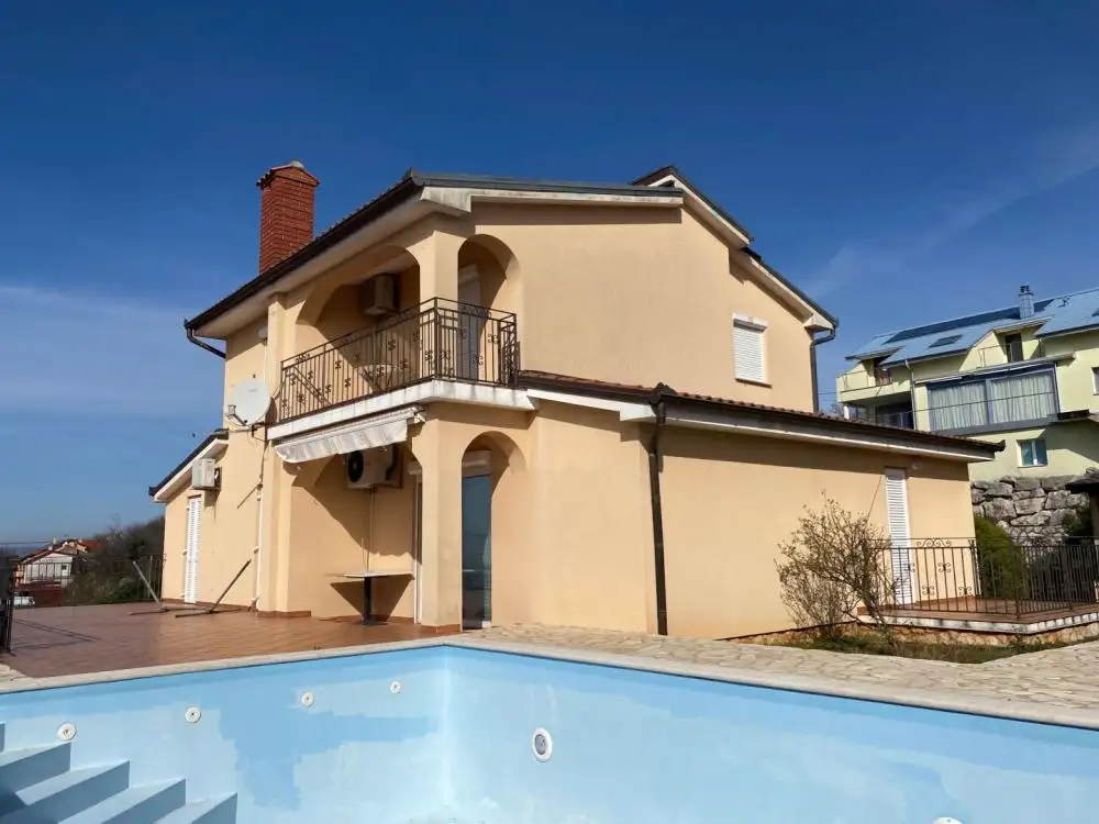 Villa 180m² in Croatia, Kraljevica. Priced at 625000€ rent photo-6