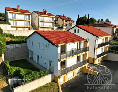 Buy in Slovenia for 497355€