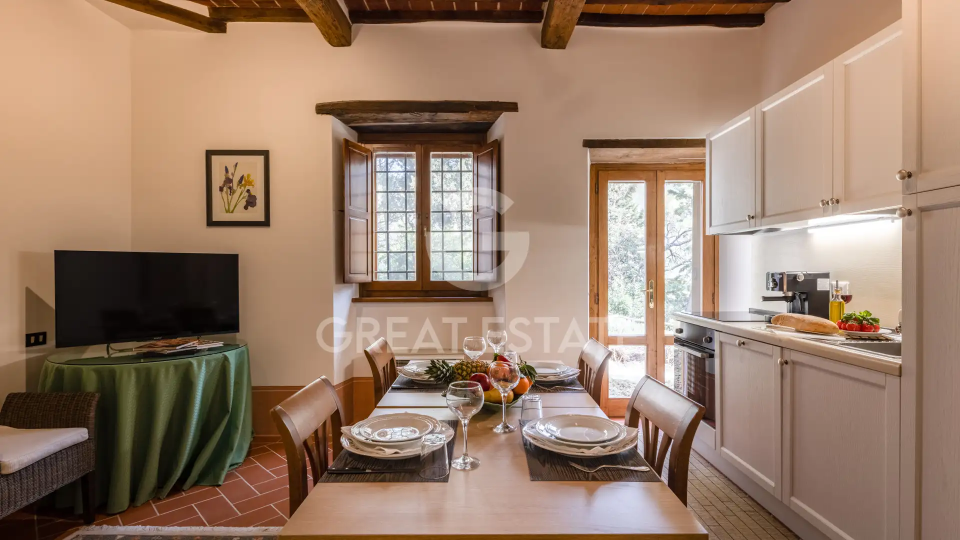 House 1569m² in Italy, Arezzo. Priced at 1980000€ rent photo-9