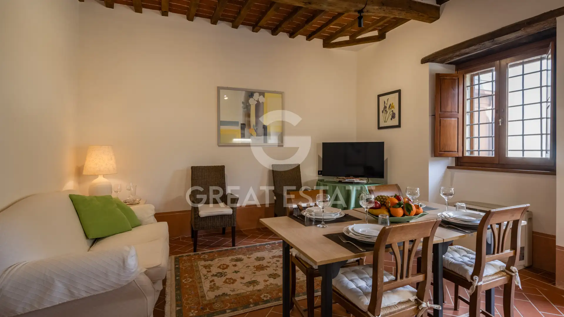 House 1569m² in Italy, Arezzo. Priced at 1980000€ rent photo-10