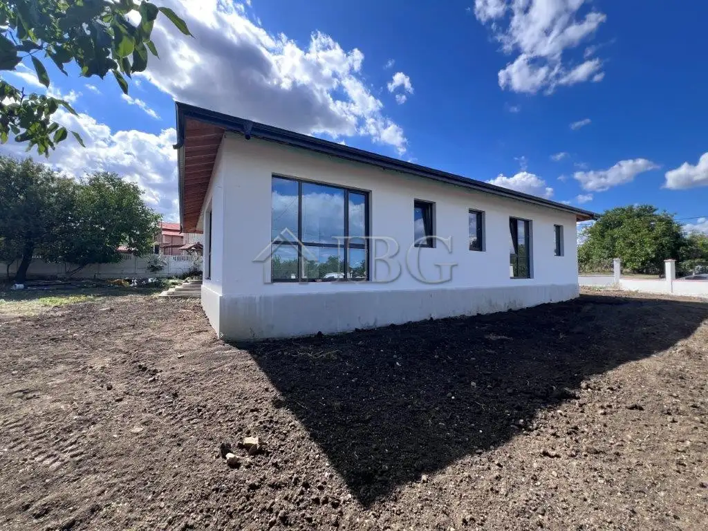 House 265m² in Bulgaria, Alexandrovo. Priced at 250000€ rent photo-2