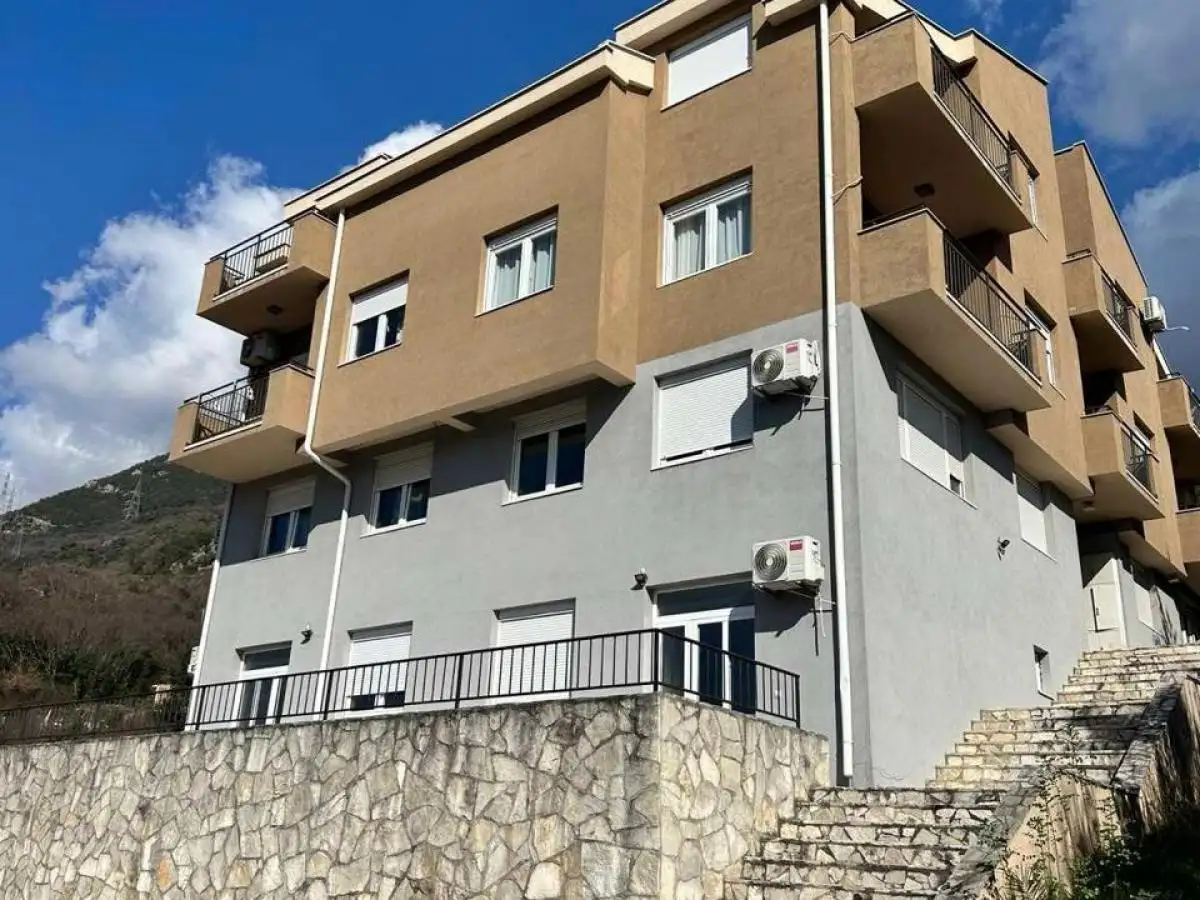 Flat 60m² in Montenegro, Lastva Grbaljska. Priced at 108000€ rent photo-1