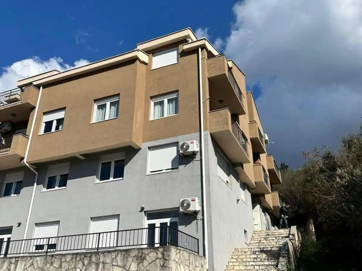 Flat 60m² in Montenegro, Lastva Grbaljska. Priced at 108000€ rent photo-14