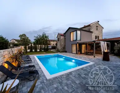 Buy in Croatia for 630000€