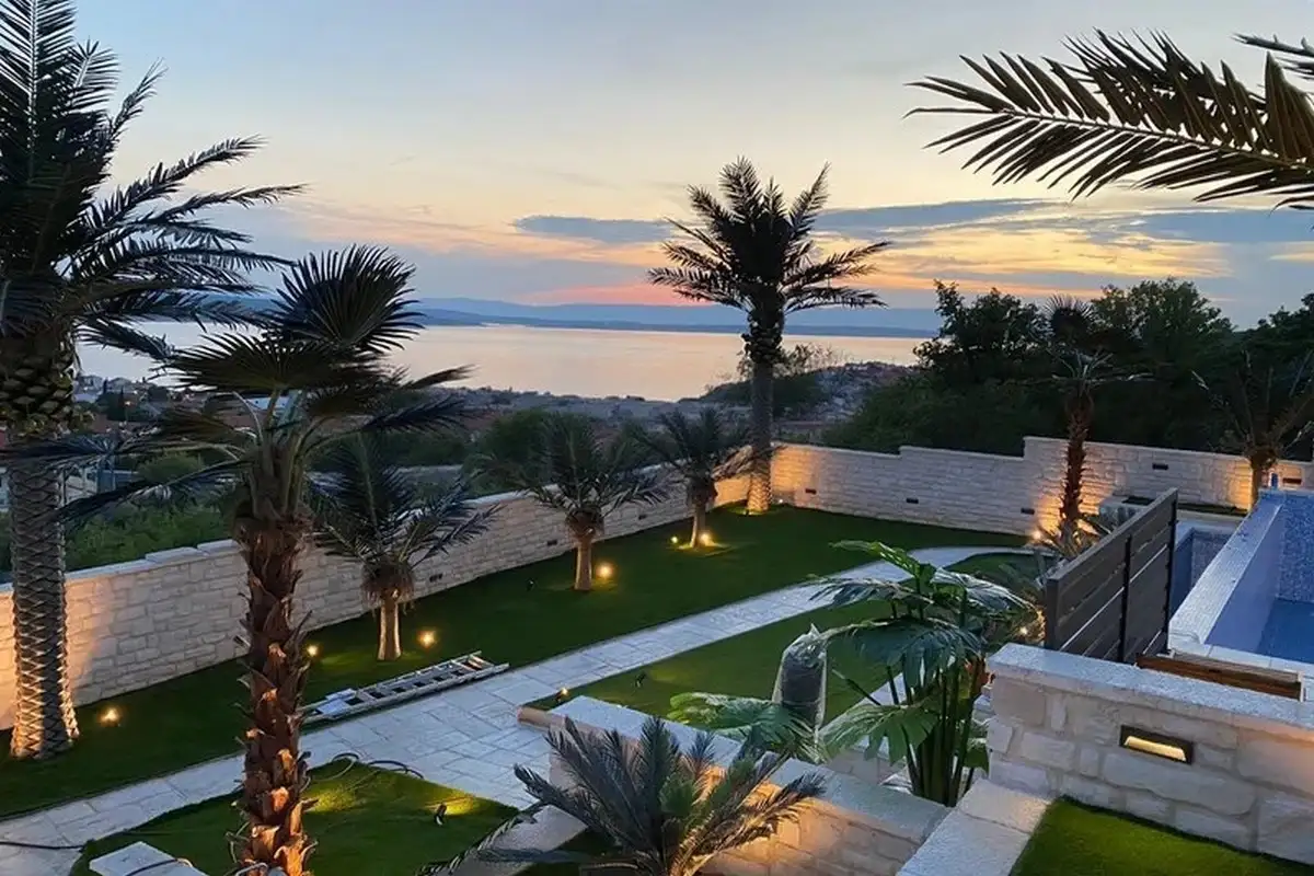 Villa 400m² in Croatia, Crikvenica. Priced at 3600000€ rent photo-2